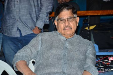 Next Nuvve Movie Pressmeet